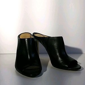 ANN TAYLOR Leather Maya Mules Slip On Size 7.5 M